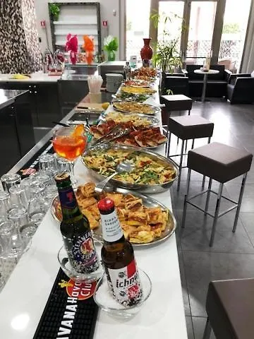 Ristobar Cristal By Varenne Bed & Breakfast *